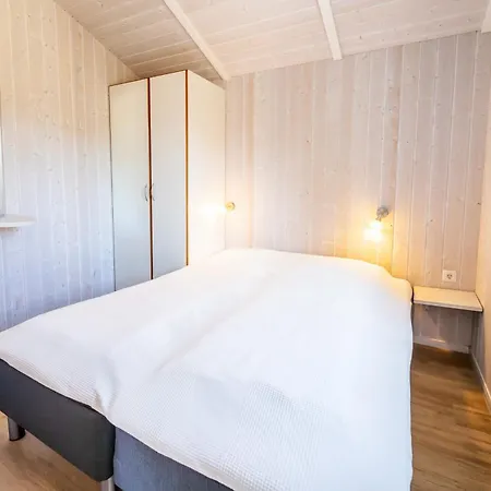 Strandblick - Dorf 1 03 * Priwall